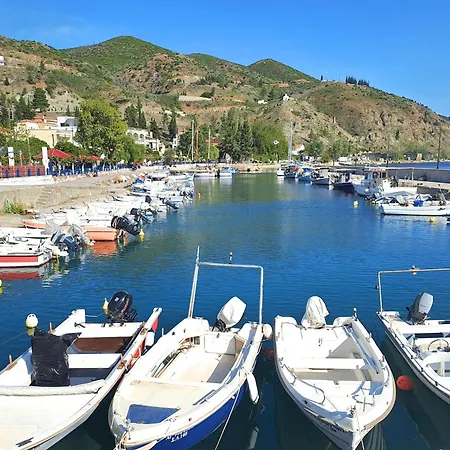 Aparthotel Nikolas 3*