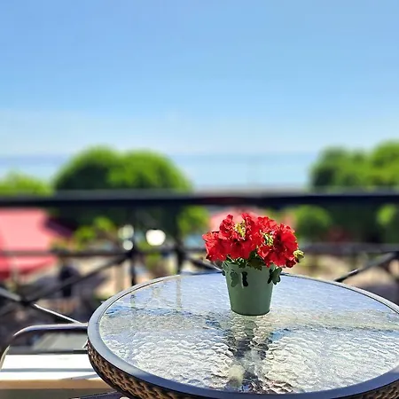 Aparthotel Nikolas Límni