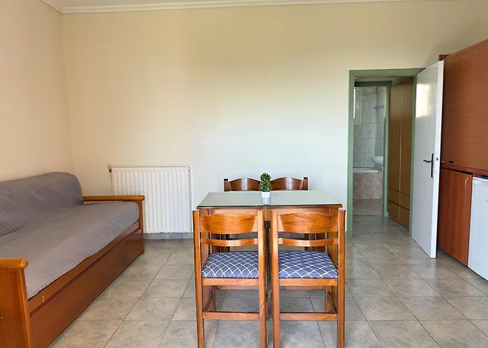 Nikolas Ξενοδοχείο με διαμερίσματα Λίμνη